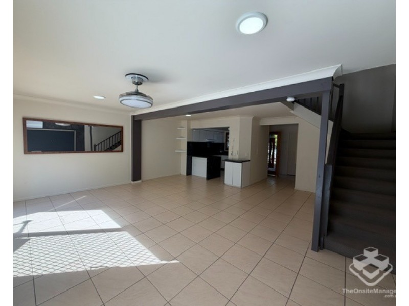 44/3 Arundel Drive, Arundel QLD 4214