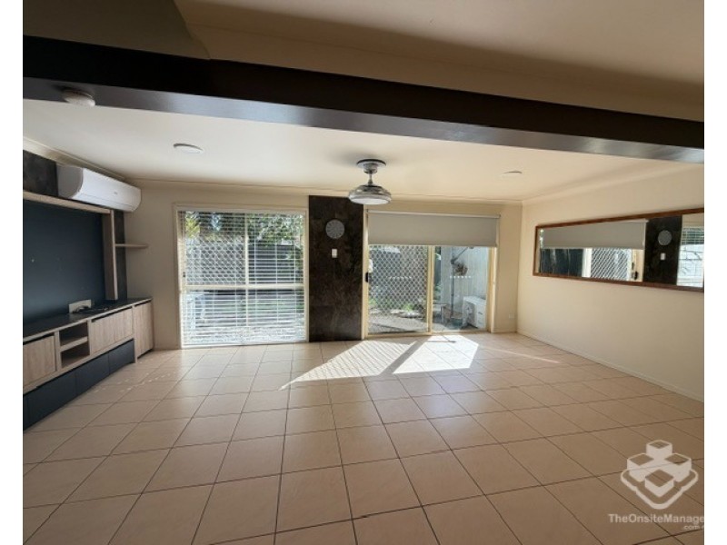 44/3 Arundel Drive, Arundel QLD 4214