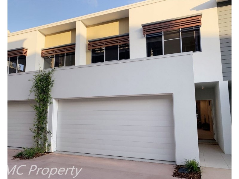 ID:21194293/3031 The Boulevard, Carrara QLD 4211