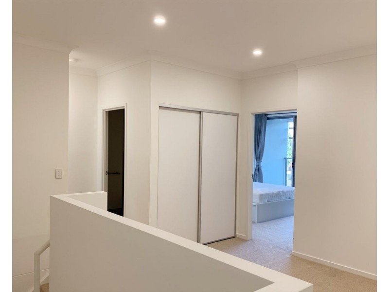 ID:21194293/3031 The Boulevard, Carrara QLD 4211