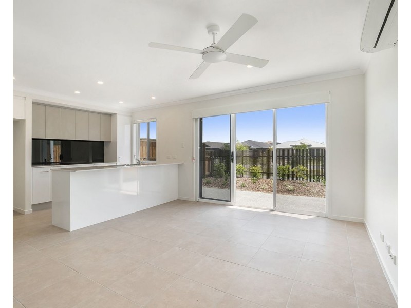 132/370 Gainsborough Drive, Pimpama QLD 4209