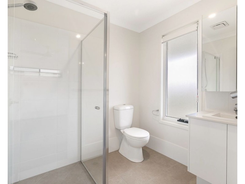 132/370 Gainsborough Drive, Pimpama QLD 4209