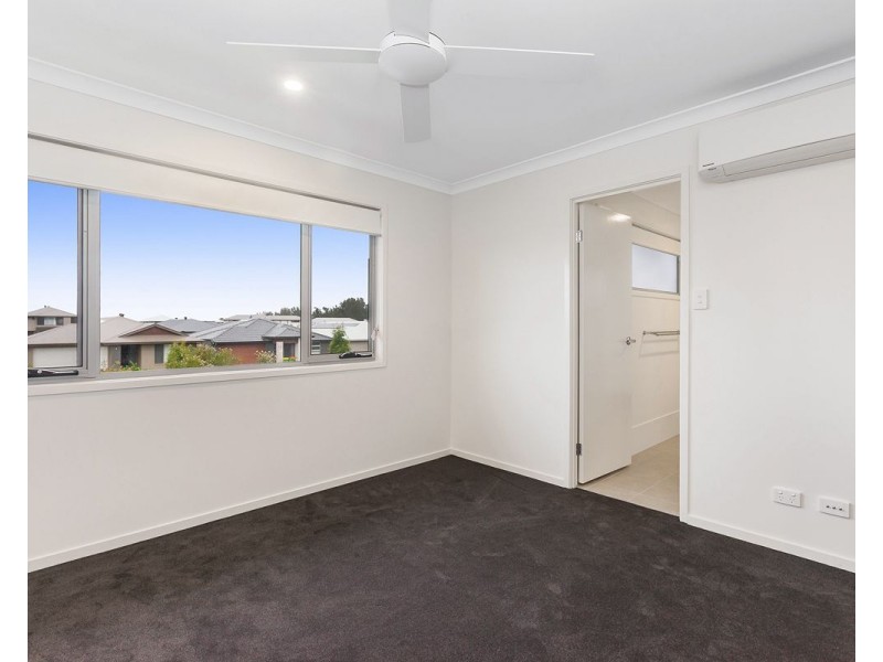 132/370 Gainsborough Drive, Pimpama QLD 4209
