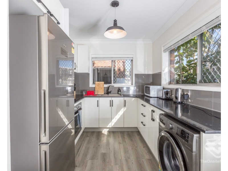 1/46 Railway Street, Southport QLD 4215