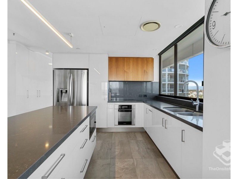 ID:21194363/14 MacArthur Parade, Main Beach QLD 4217