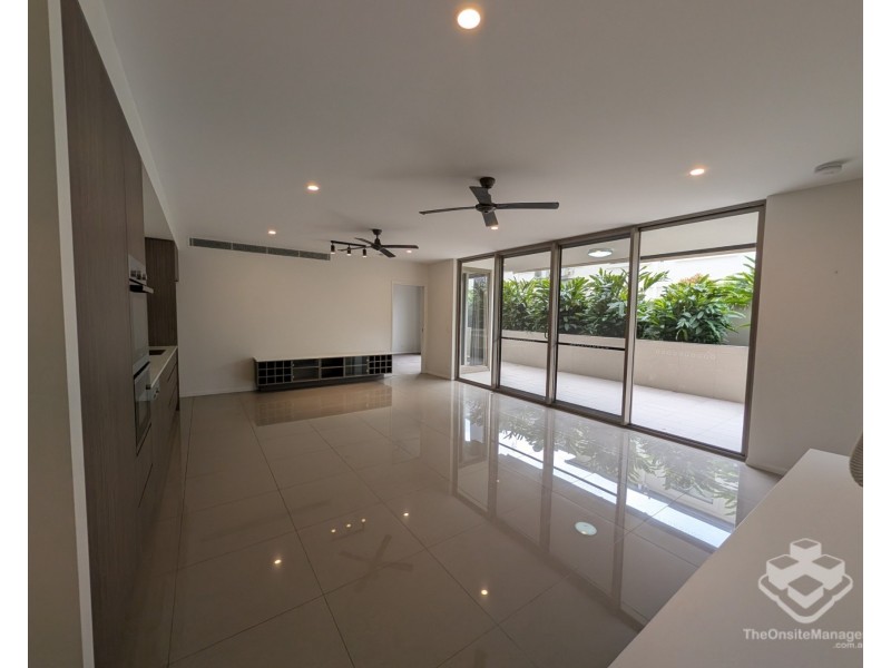 101/5 Chester Terrace, Southport QLD 4215