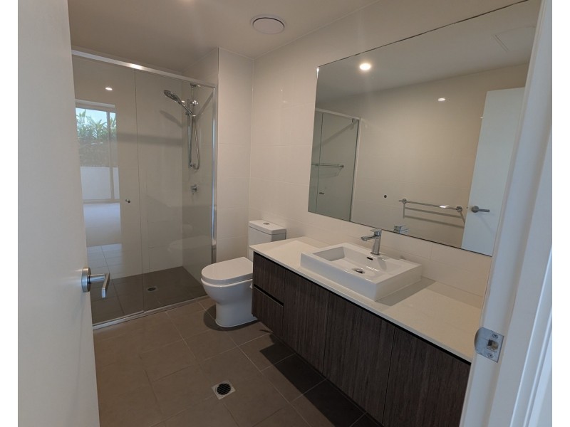 101/5 Chester Terrace, Southport QLD 4215