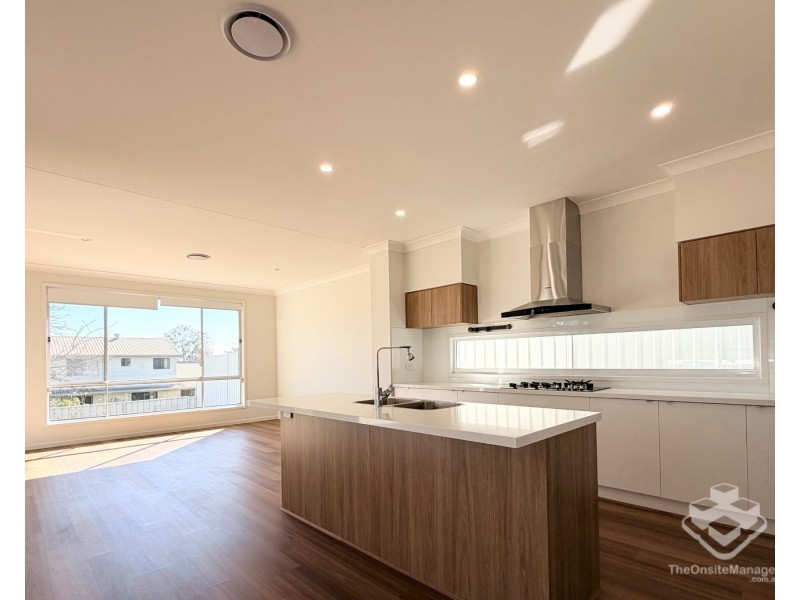 54 Miles Platting Road, Eight Mile Plains QLD 4113