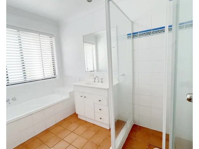 ID:21194458/2 Concord Circuit, Robina QLD 4226
