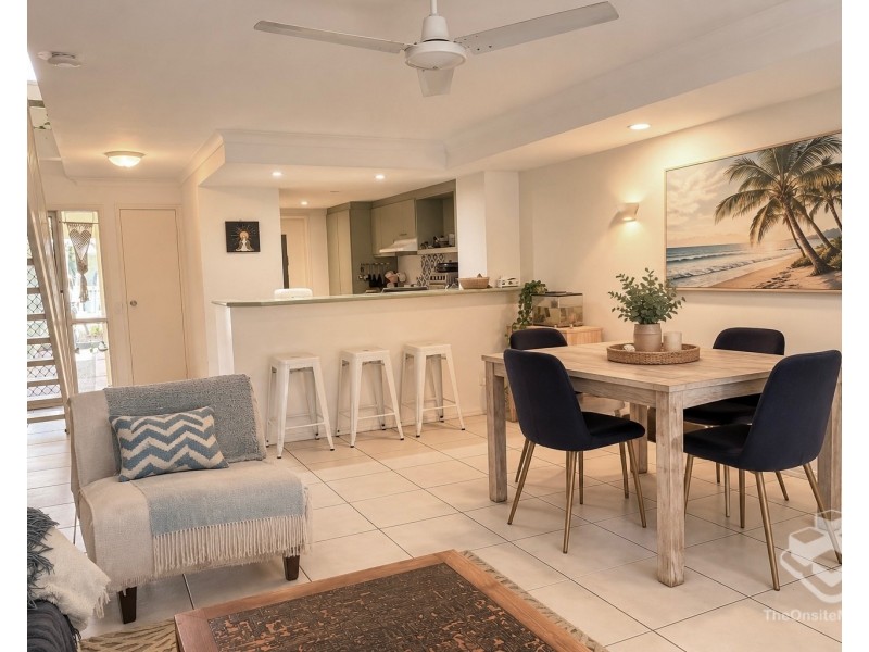 ID:21194548/215 Cottesloe Drive, Mermaid Waters QLD 4218