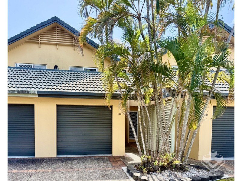 ID:21194548/215 Cottesloe Drive, Mermaid Waters QLD 4218