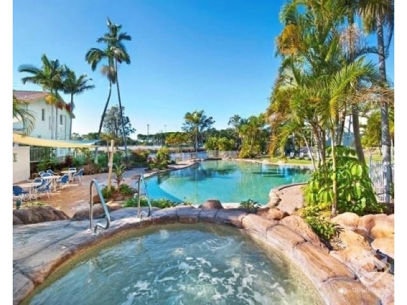 ID:21194548/215 Cottesloe Drive, Mermaid Waters QLD 4218