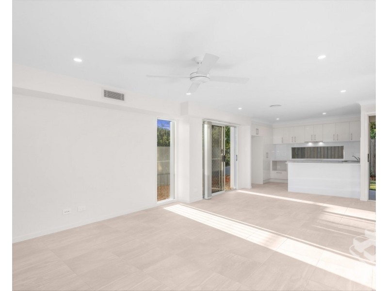 ID:21194558/21 Emerald Place, Bridgeman Downs QLD 4035