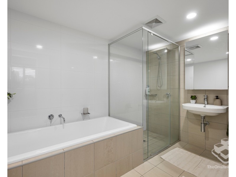 ID:21194593/6 Mariners Drive, Townsville City QLD 4810