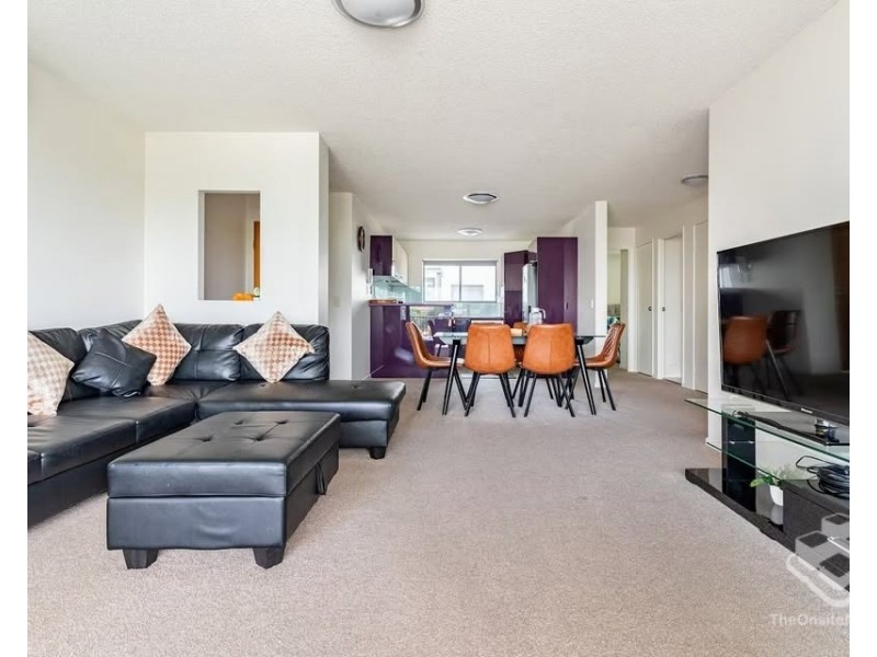 ID:21194718/7 Landsborough, Toowong QLD 4066