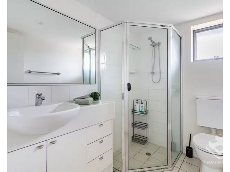 ID:21194718/7 Landsborough, Toowong QLD 4066