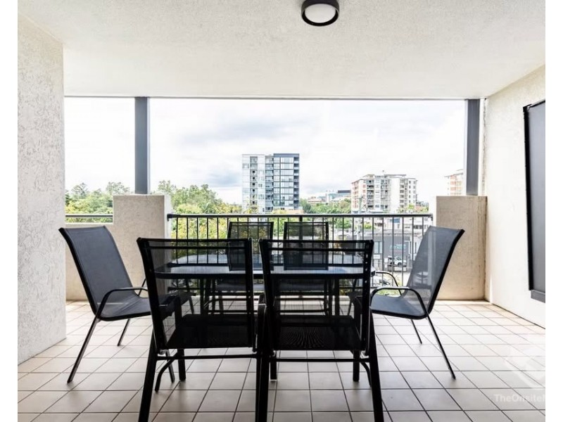 ID:21194718/7 Landsborough, Toowong QLD 4066