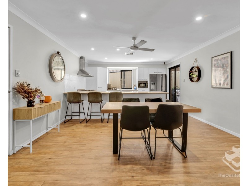 5 Lowe Court, Maudsland QLD 4210