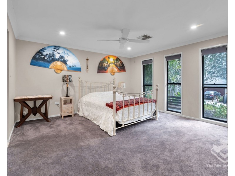 5 Lowe Court, Maudsland QLD 4210