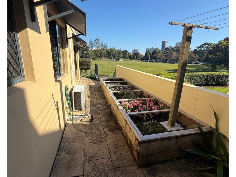 ID:21194943/33 Dixon Street, Coolangatta QLD 4225