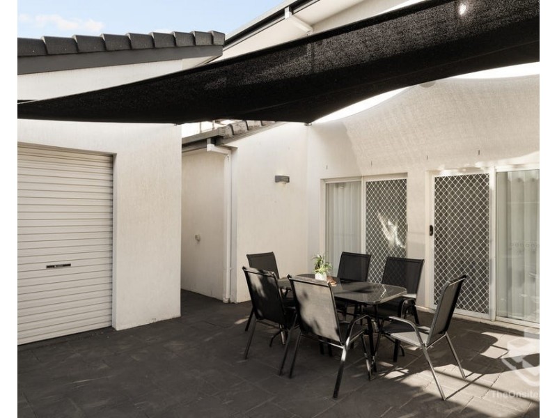 11 Carrington Place, Carindale QLD 4152