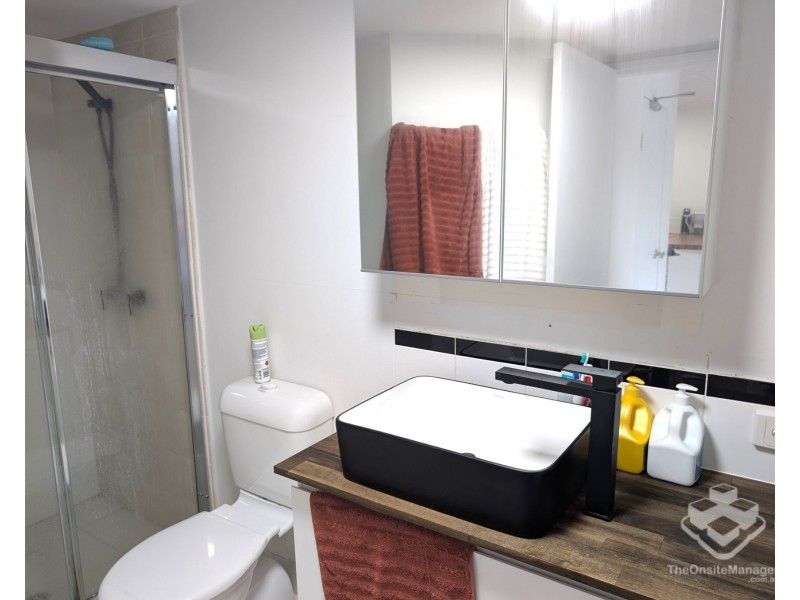 ID:21195014/35 Palm Avenue, Surfers Paradise QLD 4217