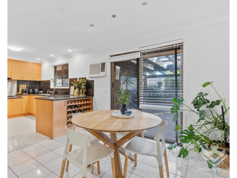 132 Oceanic Drive, Mermaid Waters QLD 4218