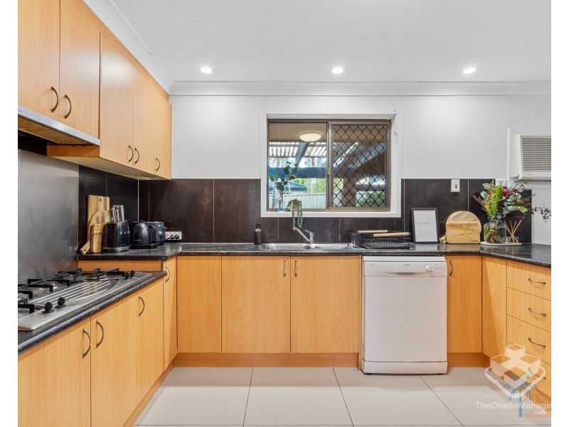 132 Oceanic Drive, Mermaid Waters QLD 4218