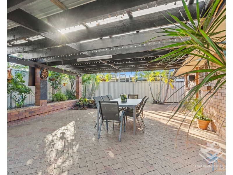 132 Oceanic Drive, Mermaid Waters QLD 4218