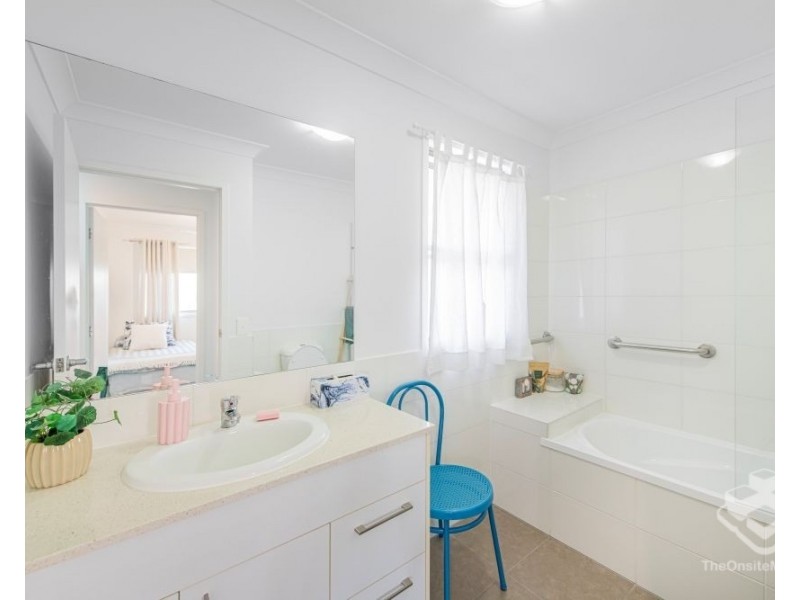 97/51 River Road, Bundamba QLD 4304