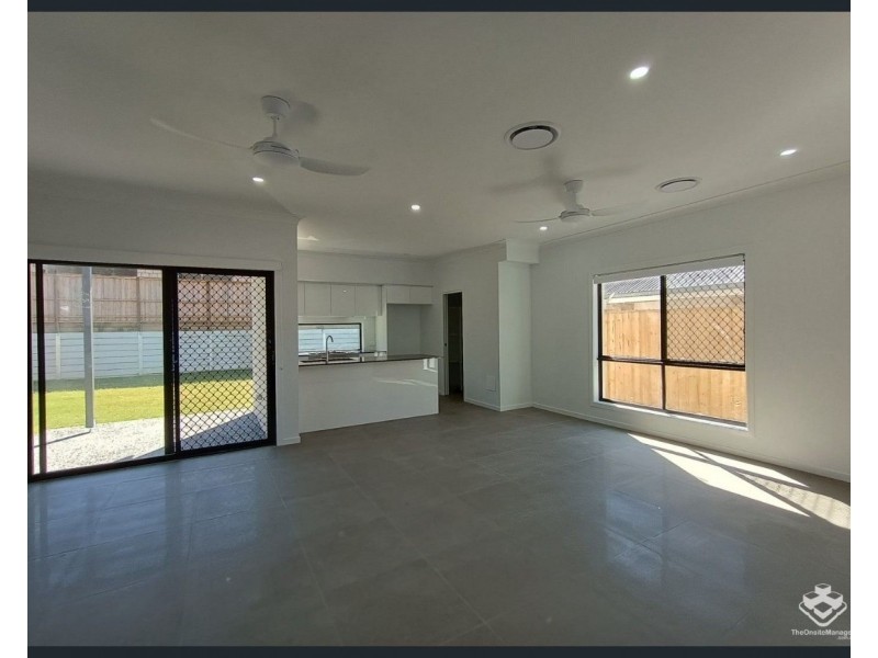 65 Jim Davidson Boulevard, Belivah QLD 4207