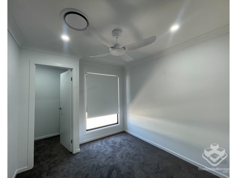65 Jim Davidson Boulevard, Belivah QLD 4207