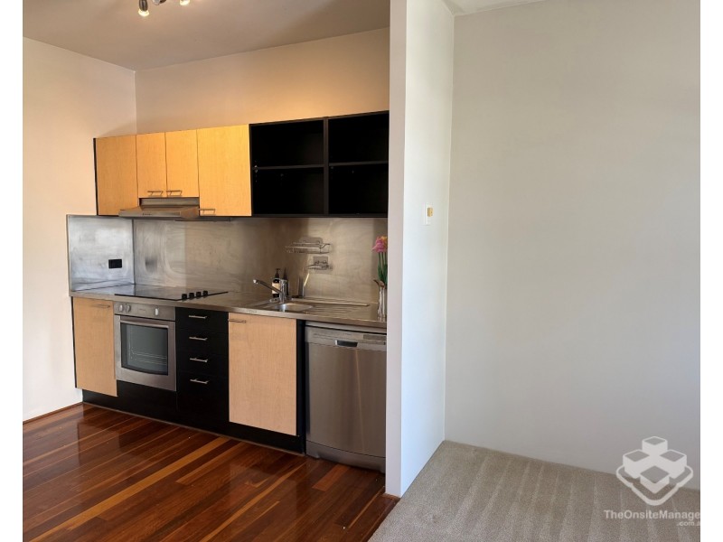 ID:21195114/139 Commercial Road, Teneriffe QLD 4005
