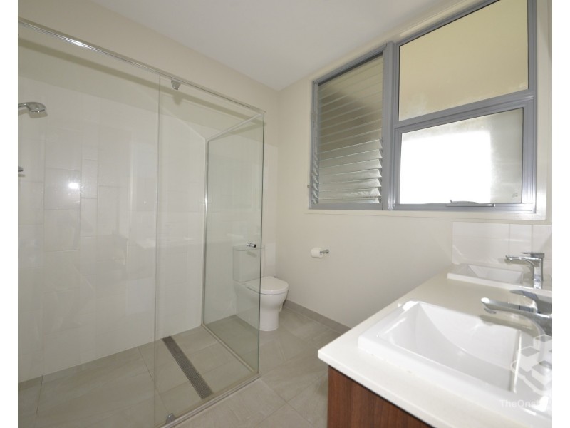 41 Kersley Road, Kenmore QLD 4069