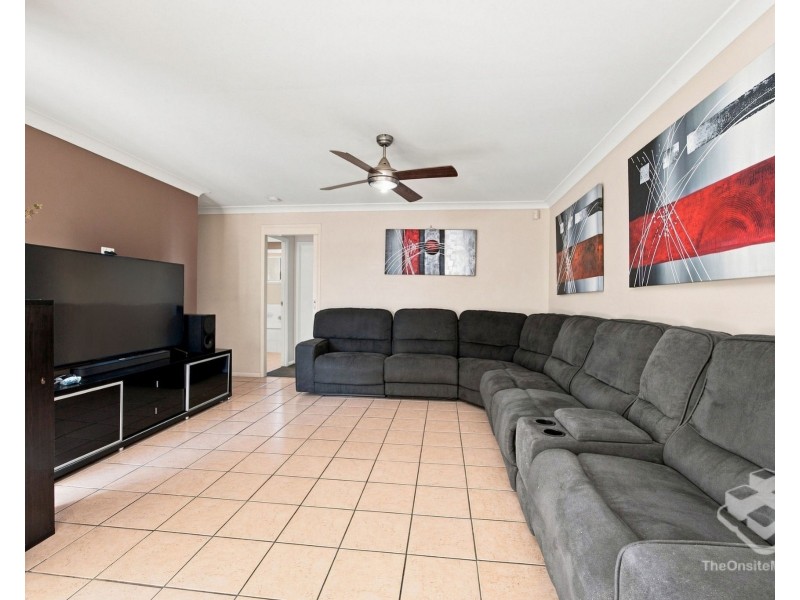 18 Murraya Drive, Morayfield QLD 4506