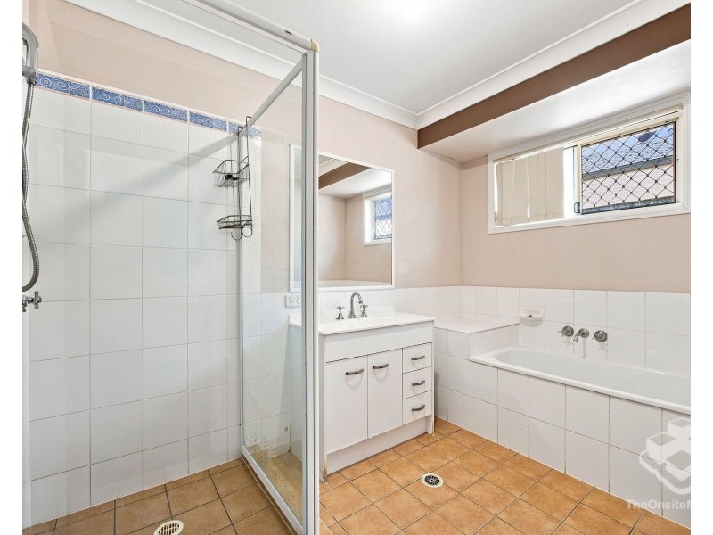 18 Murraya Drive, Morayfield QLD 4506
