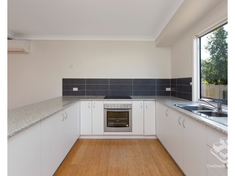 8 Stanaway Place, Bellbowrie QLD 4070