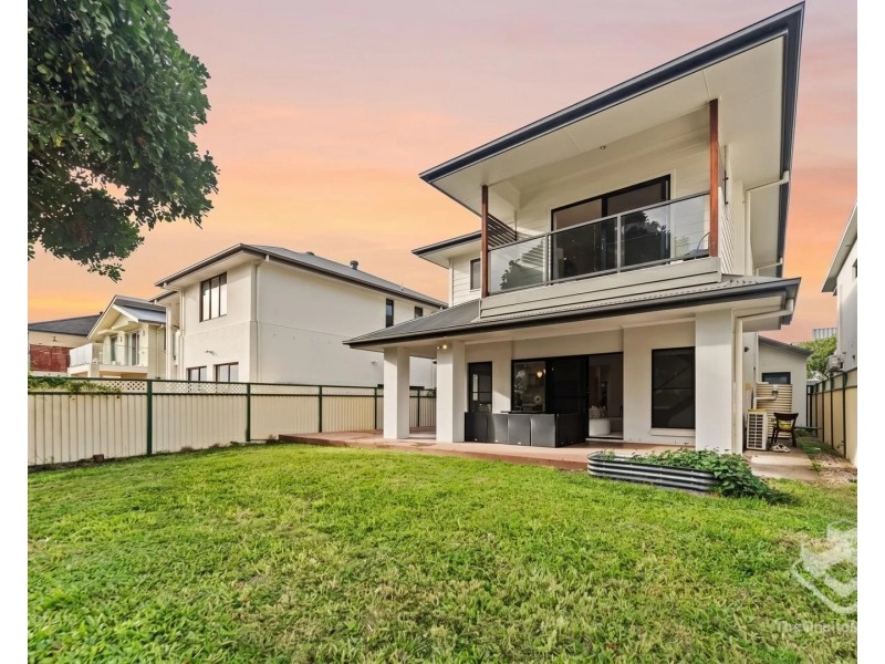 7 Jurien Crescent, Varsity Lakes QLD 4227