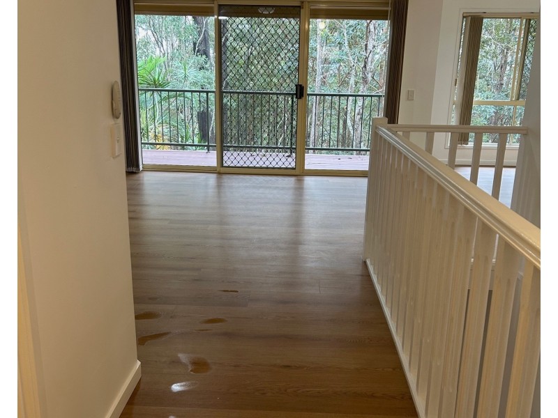 unit 27/31 Simpsons Road, Elanora QLD 4221