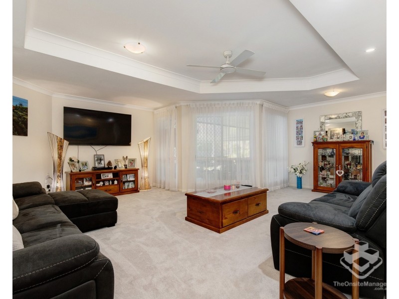 179 Discovery Drive, Helensvale QLD 4212
