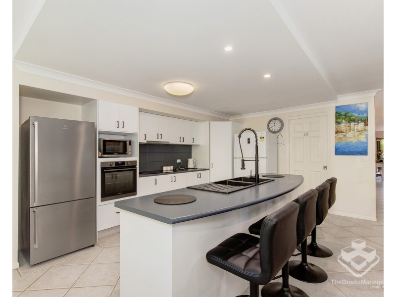 179 Discovery Drive, Helensvale QLD 4212