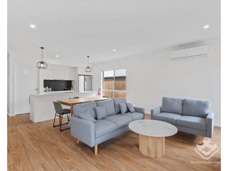 57 Redcomb Drive, Park Ridge QLD 4125