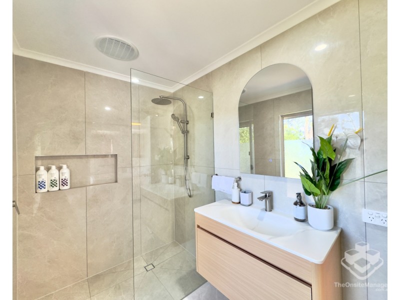 68 Tekapo Street, Westlake QLD 4074