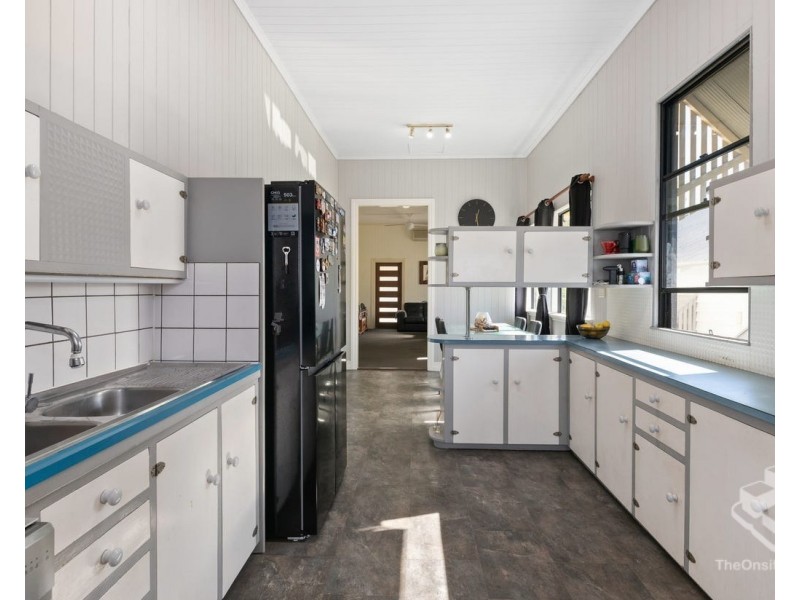 52 Marquis Street, Greenslopes QLD 4120