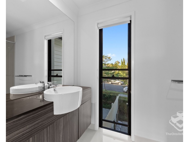 67/1 Norris Street, Pacific Pines QLD 4211