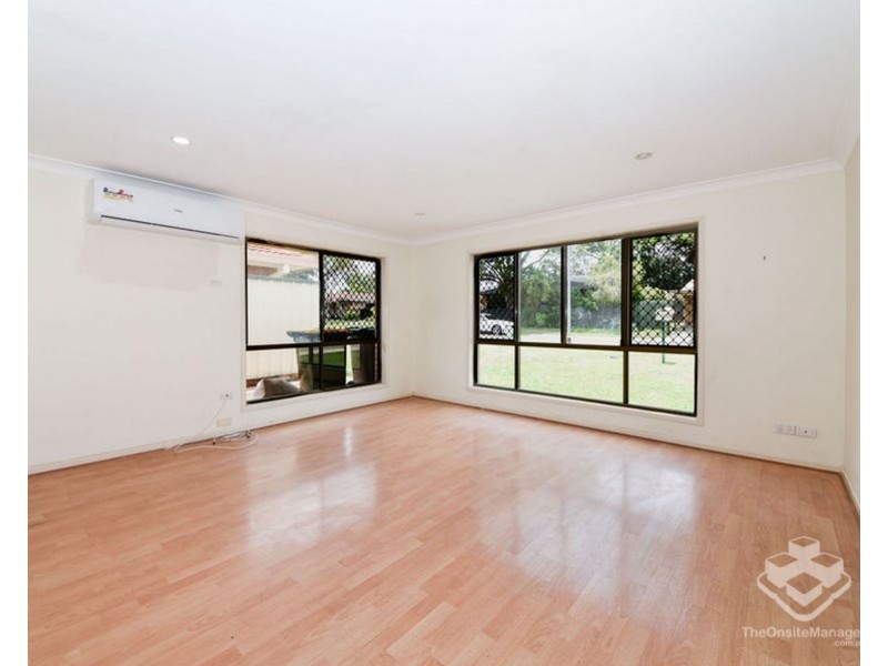 9 Chancery St, Eight Mile Plains QLD 4113