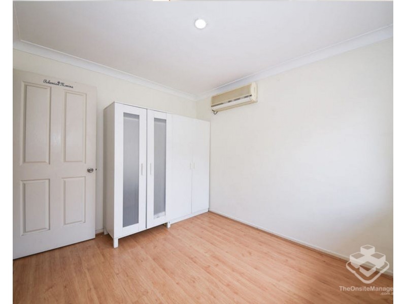 9 Chancery St, Eight Mile Plains QLD 4113