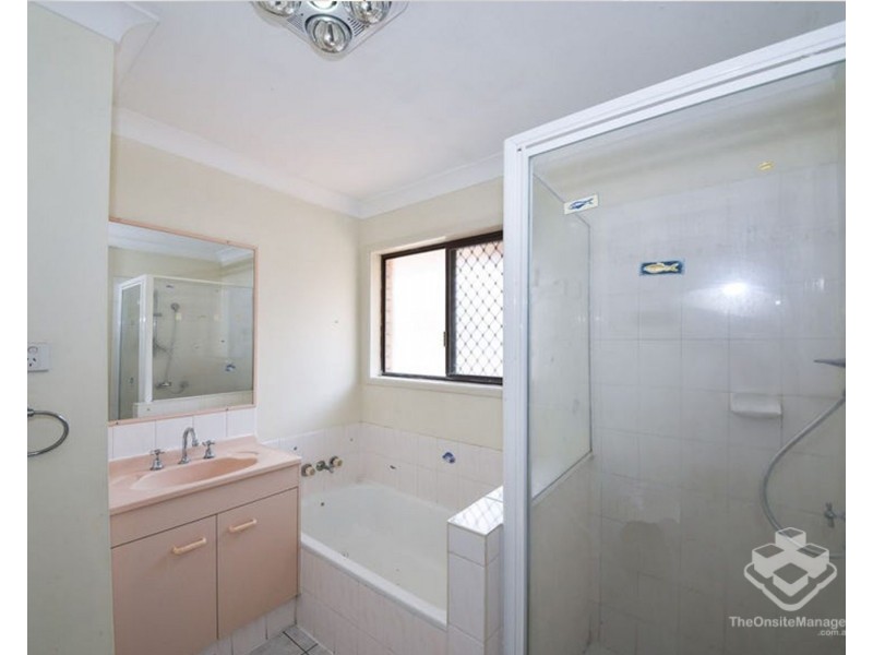 9 Chancery St, Eight Mile Plains QLD 4113