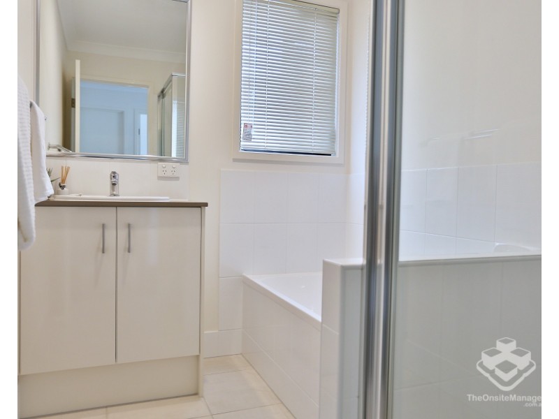 55/11 Emerald Place, Bridgeman Downs QLD 4035