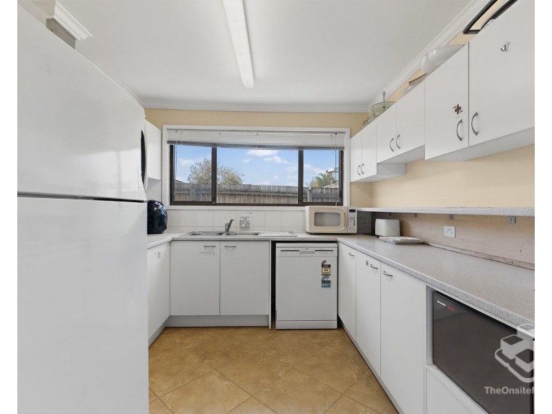 92 Ashmore Road, Bundall QLD 4217